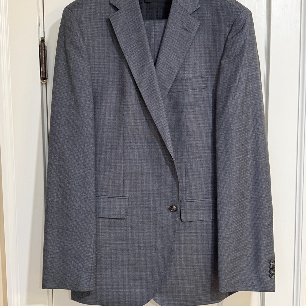 Hugo Boss Super 120 Suit (46L)